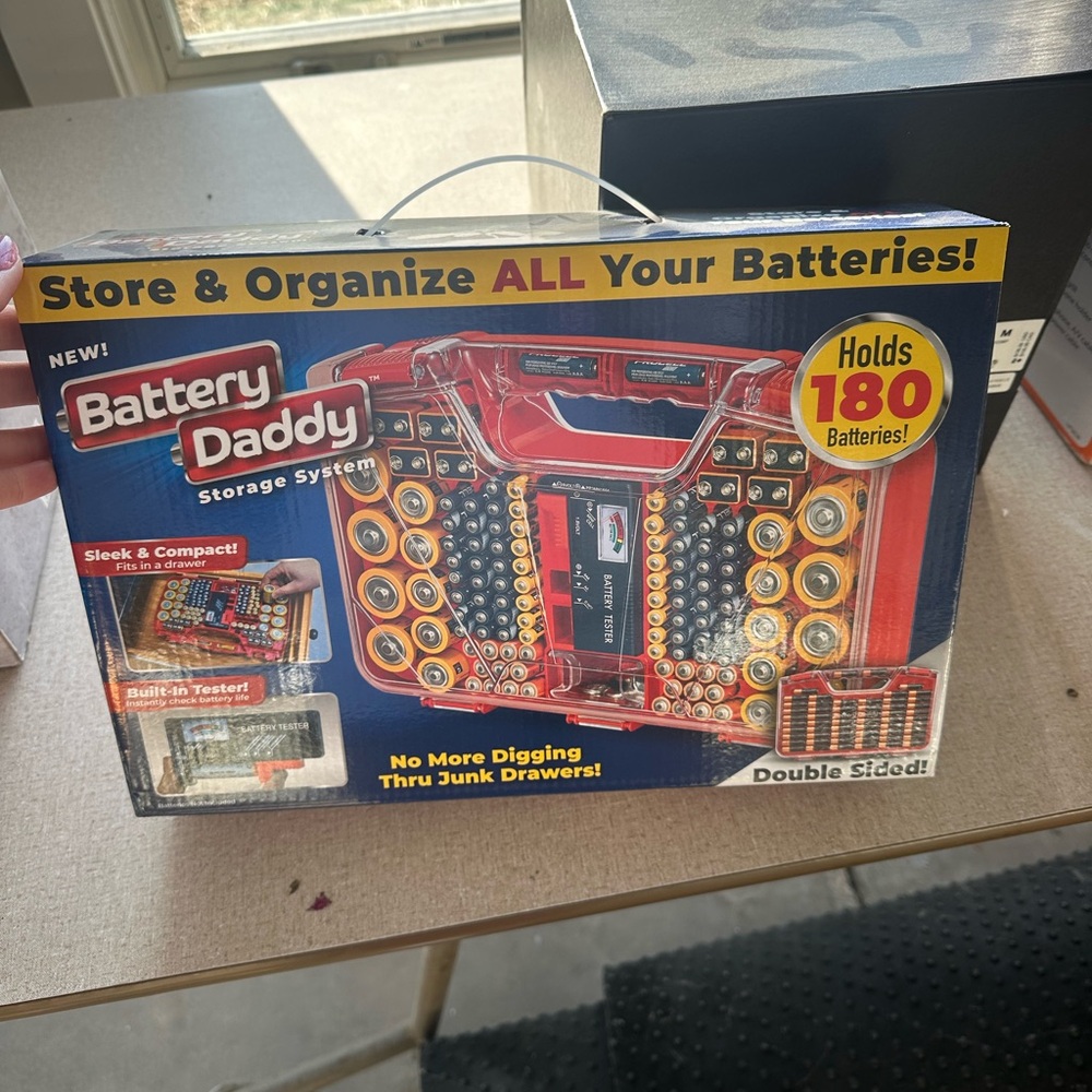 Battery Daddy Battery Storage System - Red